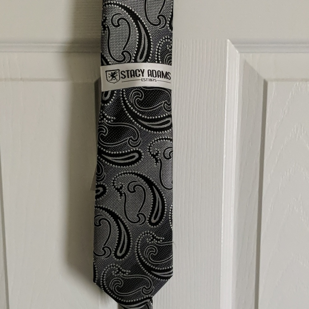 Men's tie